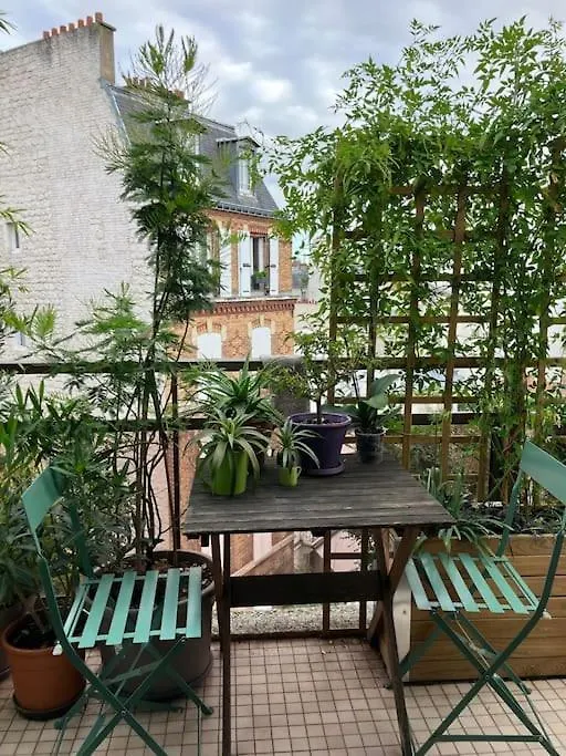 Apartament Eiffel Tower View - Balcony - Trocadero