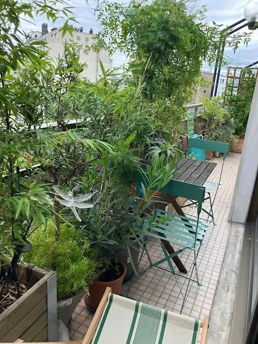Apartman Eiffel Tower View - Balcony - Trocadero *
